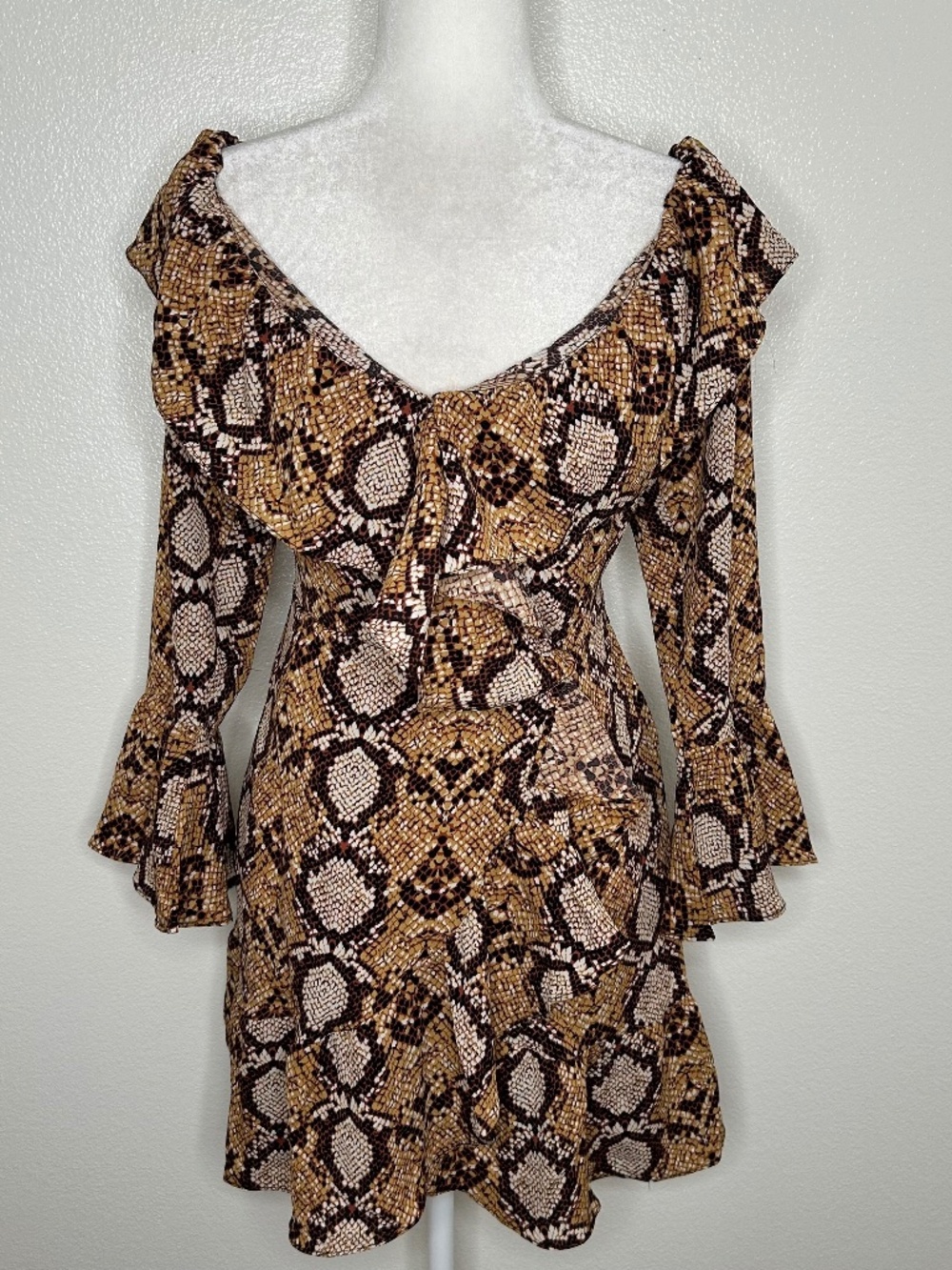 Boohoo Womens Tan & Brown Snakeskin Ruffled Mini Dress Bell Sleeve Size 10